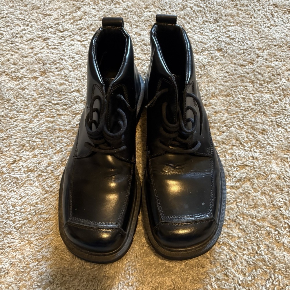Doc Marten 9A52 Square Toe Black Boot Men's 11 Lace Up Preppy - Picture 2 of 6